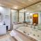 Wintergreen Resort Getaway w/ Deck, Mountain View!