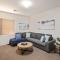 4 Comfy Spacious Family Home