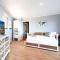 Chain O Lakes Beach Penthouse with Lake Access