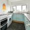 10 Llwyn Onn Beach Hut