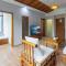 Qingshan Yuandai Boutique Homestay Yangshuo
