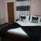 Airport Villa D 87
