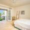 Schooner Bay 205 by Blue Sky Luxury