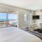 Bakoven Sunsets - Luxury Apt with sea views & pool - 开普敦
