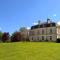 3 bedroom apartment in the grounds of a Chateau - Saint-Paul-Lizonne