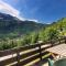 The Historic Chalet Les Allognes Mont-Blanc views - 里雾诗