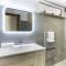 Bellevarde Apt - Newly Renovated - Central - Beside TMB start/end - 里雾诗