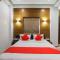 Collection O Hotel Kyra - Ahmedabad