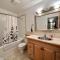 Cozy 2 Bedroom Waterfront Cottage With Hot Tub!