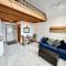 Private Oceanfront Cabin With Hot Tub - Doc Holiday Cabin