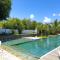 Love Room with Infinity Pool in Tropical Garden - Petit Raffray
