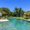 Love Room with Infinity Pool in Tropical Garden - Petit Raffray