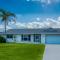 VILLA MIKADO - 3 BEDS - 3 BATHS - 6 GUESTS - GULF ACCESS & POOL/SPA - BOAT - Cape Coral
