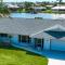 VILLA MIKADO - 3 BEDS - 3 BATHS - 6 GUESTS - GULF ACCESS & POOL/SPA - BOAT - Cape Coral