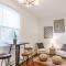 Stylish Flat in Walkable Downtown w Parking