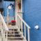 Stylish Flat in Walkable Downtown w Parking