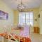 Shuttle to Beach Millville Townhome with Porch