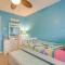 Shuttle to Beach Millville Townhome with Porch