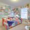 Shuttle to Beach Millville Townhome with Porch