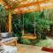 Designers Luxury Retreat with breathtaking gardens