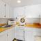 Golden Sands 605