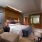 Sheraton Grand Bangalore Hotel at Brigade Gateway