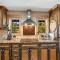 Bunk House Big House 2BR Mountain Views 7 min to Yellowstone