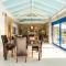 MANI HOLIDAY HOUSE