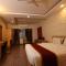 Classic Boutique Hotel & Luxury Service Apartments