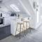 The Penthouse - Luxury 1 Bed - Panorama - Tenby