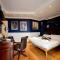 Navy Apartment by Wonderful Italy