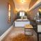 WhiteGates Rows City Centre Apartment by Rework Accommodation
