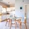 Catherine Blue Suites - 4 minutes off the Beach
