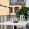 Sanders Leaves - Chic Three-Bedroom Apartment In Downtown Copenhagen