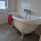 Sällinge House - Cozy Villa with Fireplace and Garden close to Uppsala