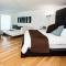 Le Parc Hotel, Beyond Stars