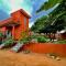 Les Amazones Rouges Chambre Jaune - Ouidah