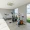 Spacious 2 bedroom apt in Villa Morra