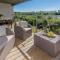 Sundowner HM108 Lakeside Spa Property