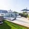 Mallards Way ML01 HOT TUB Lakeside Spa