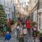 Nancies Place - - A BEAUTIFUL GEORGIAN DUPLEX APARTMENT - - Centre of Old Dartmouth Town - - ONSITE PRIVATE PARKING