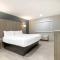 Best Western PLUS Edinburg Inn & Suites - إدنبرة