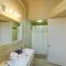 Saugatuck Retreat in Historic Downtown!