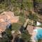 Charming Holiday Home in Lorgues with Private Pool - 洛尔格