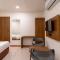 hotel silver tree
