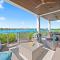 Luxury Seaside Escape ~ Heated Pool w Jacuzzi ~ Elevator ~ Dock ~ Scenic Views - 马拉松