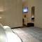 Central suite on Clock Square D1 - Véria