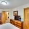 Fantastic 2 family vacation home with EV charger