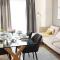 Modern, comfy 2 bedroom apartment in Hatfield, town centre, perfect for contractors, free parking