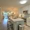 Fully Renovated! Coastal Elegance &Tranquil Beach - 希尔顿黑德岛